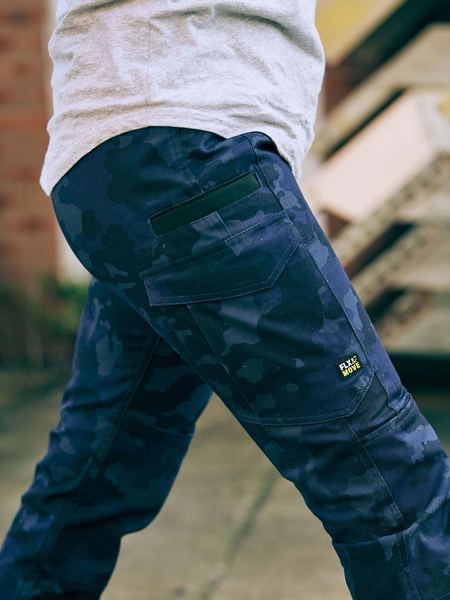 Urban Renewal Vintage Blue Camo Cargo Trousers | Urban Outfitters UK